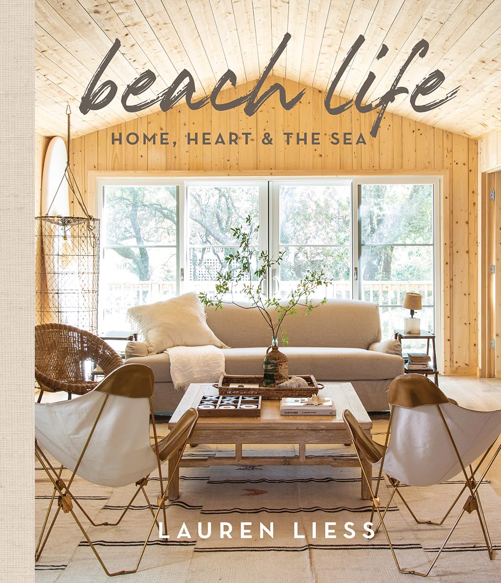 BEACH LIFE Book by Lauren Liess